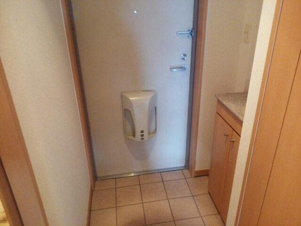 玄関　シューズボックスあり！