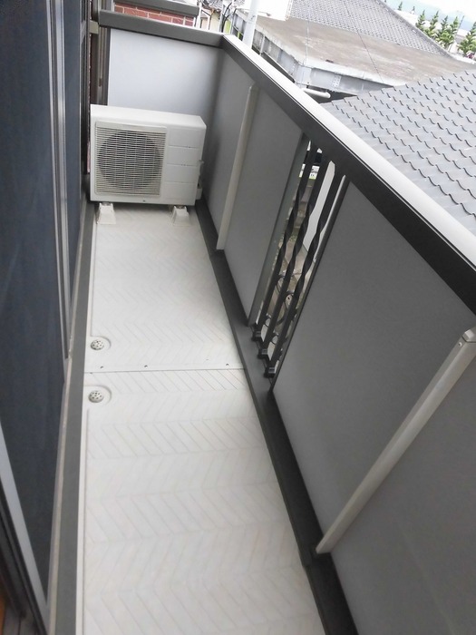 バルコニー　※室内画像は別号室のもの