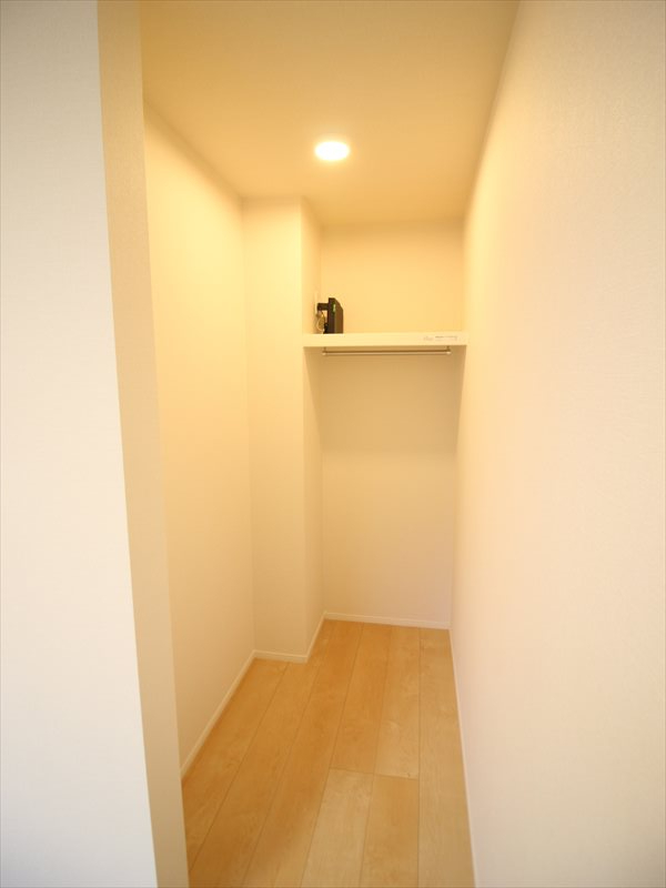 収納　写真は同型別室