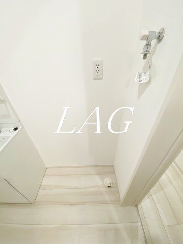 その他設備　室内洗濯機置き場です。（同仕様です。）