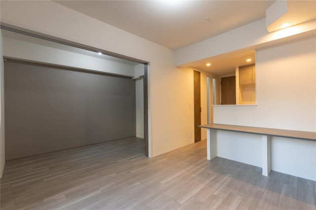 居室・リビング　アーバネックス東梅田　リビング