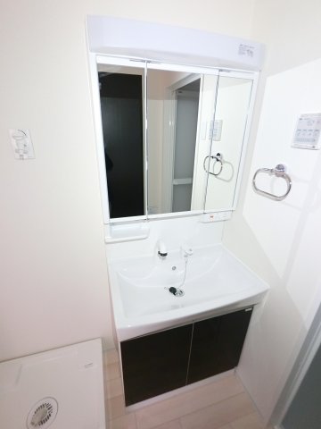 洗面設備　※同タイプの写真です