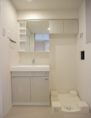 洗面設備　※モデルルーム仕様。家具家電はつきません。