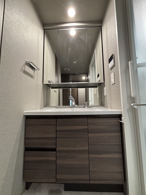 洗面設備　洗面化粧台