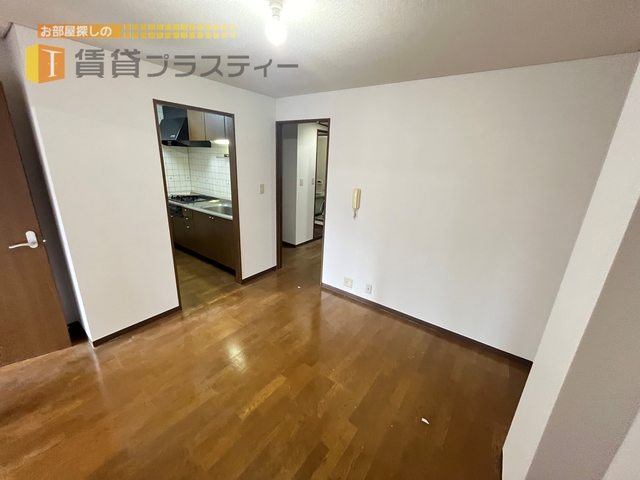 居室・リビング　独立キッチンで使いやすいリビング。