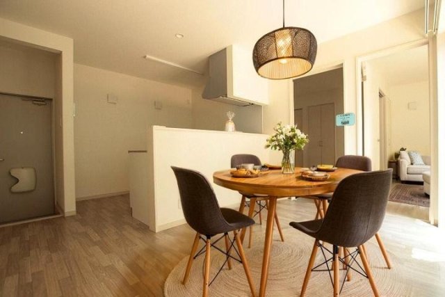 居室・リビング　ＣＧで家具等を配置したもので家具等は含まれません。