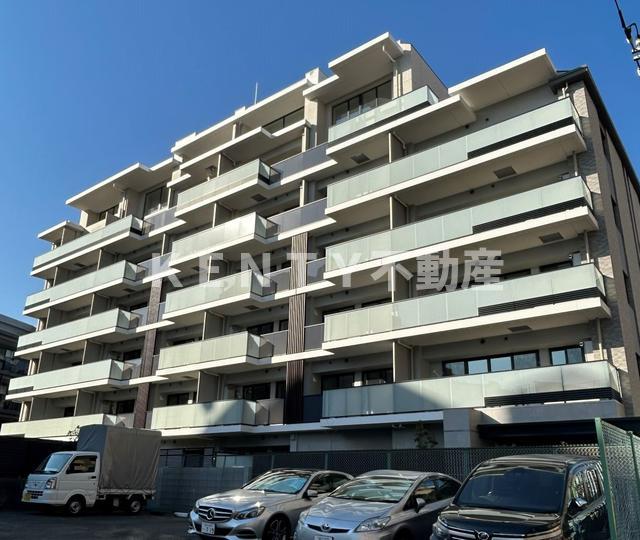 建物外観　落ち着いた雰囲気の外観です