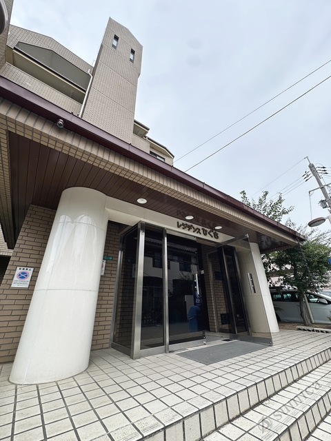 エントランス　エレベーターも完備しております♪♪