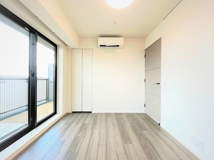 居室・リビング　※写真は類似間取り別部屋。色味等異なります。