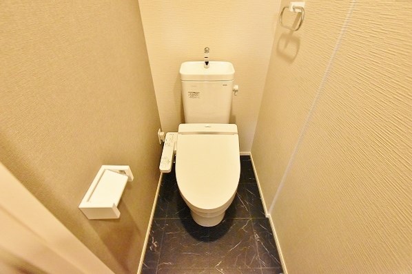 トイレ　★温水洗浄便座付トイレ★