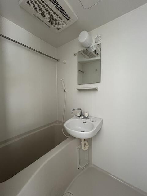 バス・シャワールーム　※別部屋参考写真?