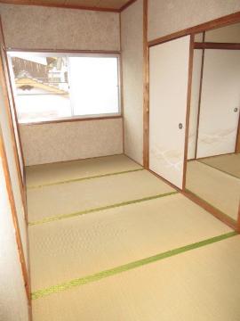 居室・リビング　室内