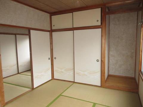 居室・リビング　室内