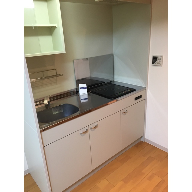 キッチン　お掃除も楽々のIHキッチンです