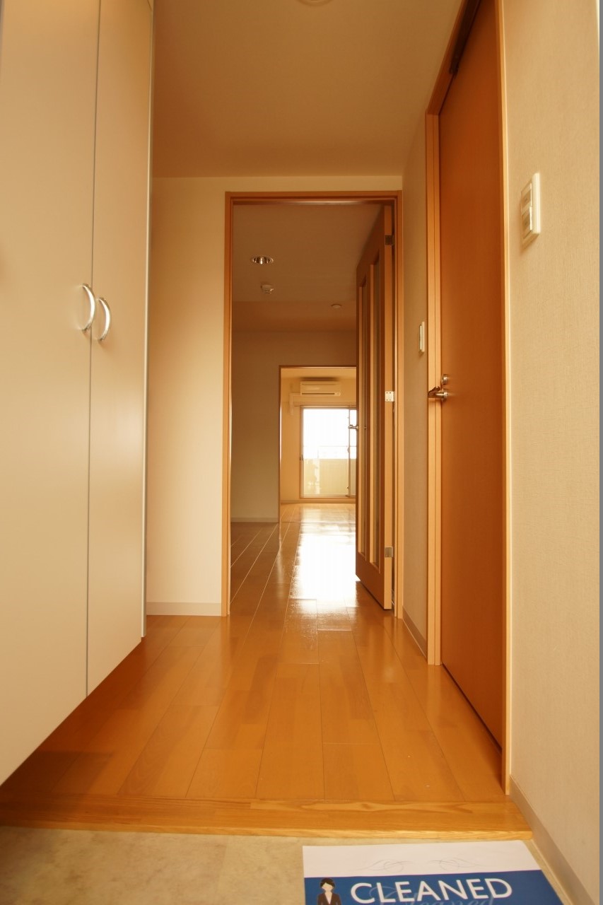 玄関　玄関から。