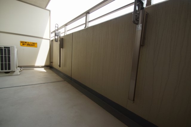 バルコニー　バルコニー