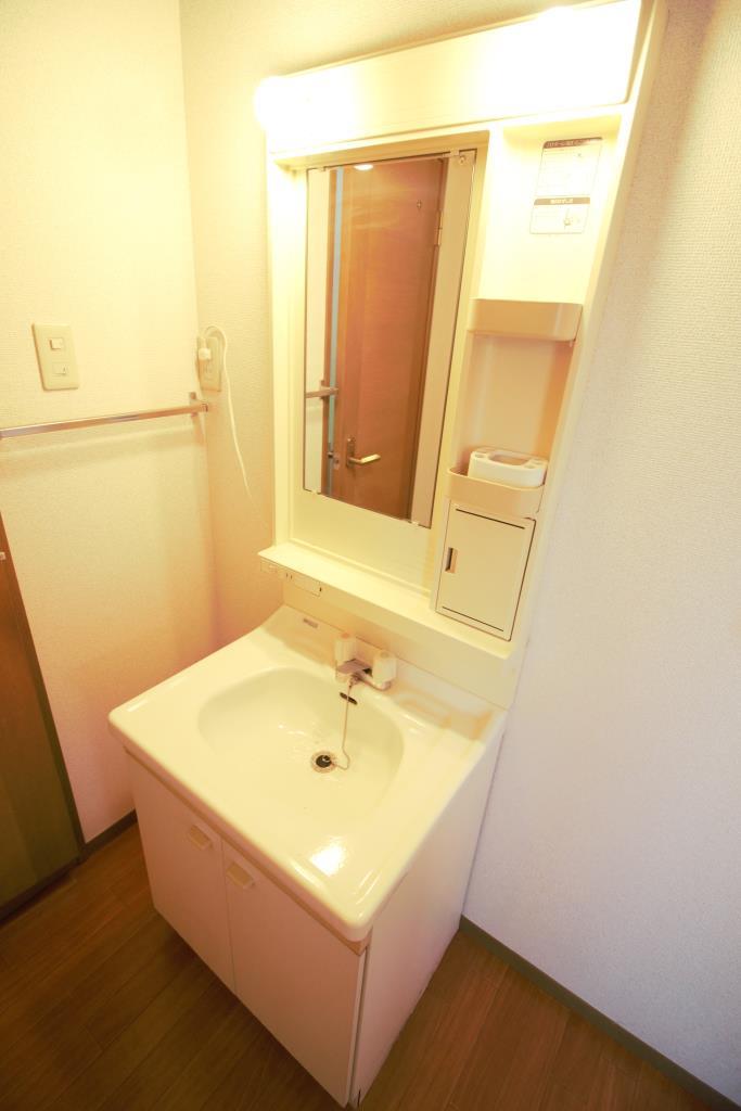 洗面設備　独立洗面台