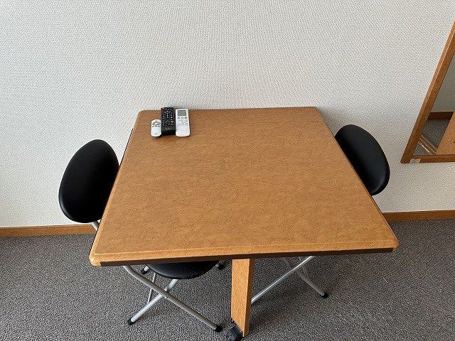 その他　「同タイプの部屋の写真です」「現況優先」