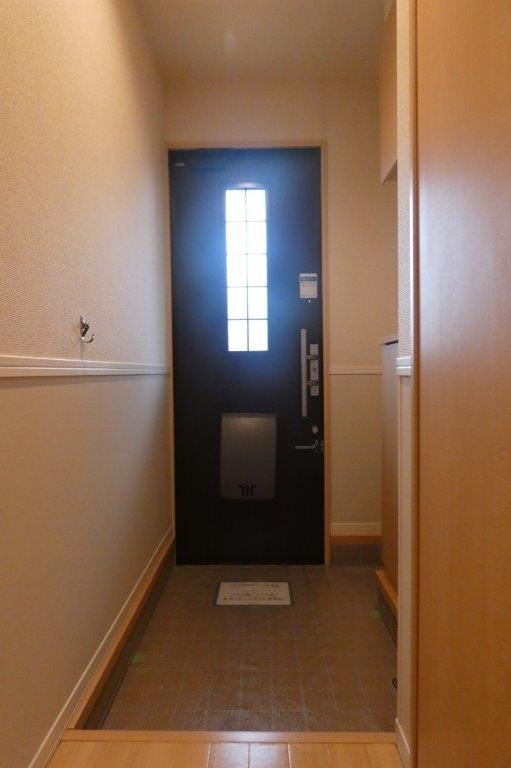 玄関　図面と現状に相違がある場合には現状を優先