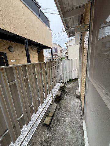 バルコニー　テラス