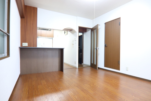 居室・リビング　別部屋の写真です。※現状優先