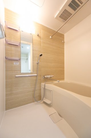 バス・シャワールーム　※写真は同タイプ住戸です。