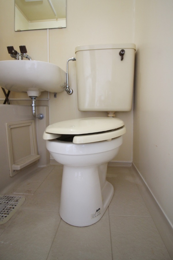 トイレ　トイレ