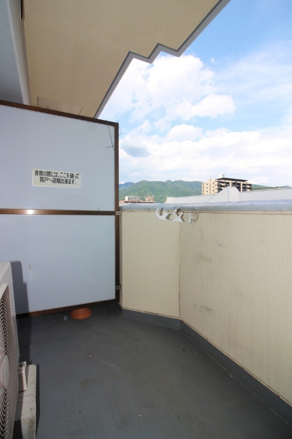 バルコニー　バルコニー