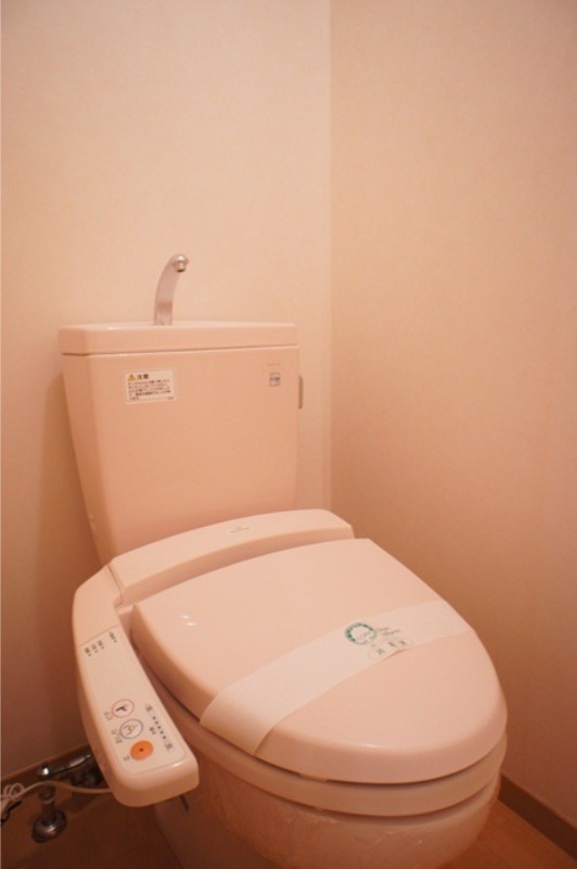 トイレ　図面と現状に相違がある場合には現状を優先