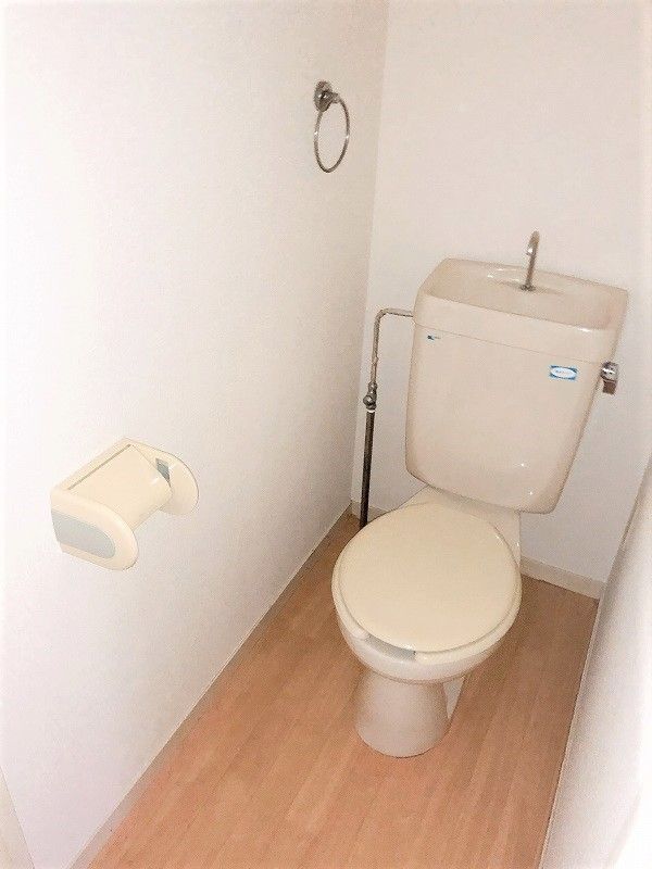 トイレ　トイレ