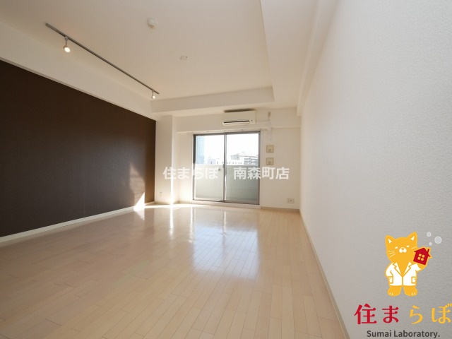 居室・リビング　「“合う暮らし”を、LINEで一緒に描こう。」