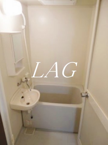 バス・シャワールーム　お風呂です。