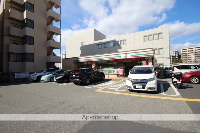 コンビニ　セブン－イレブン豊中少路１丁目店（コンビニ）まで369m