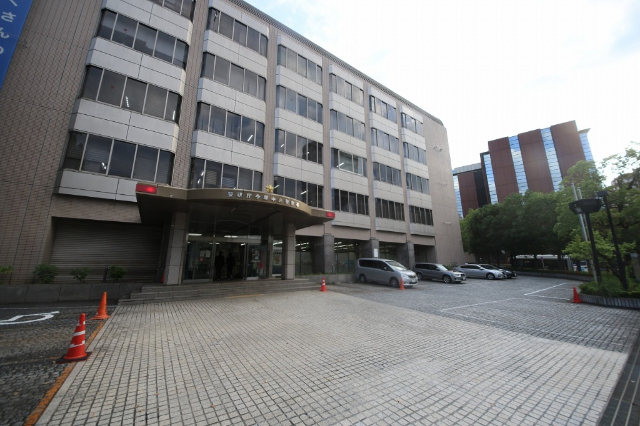 警察署・交番　多摩中央警察署（警察署・交番）まで2328m