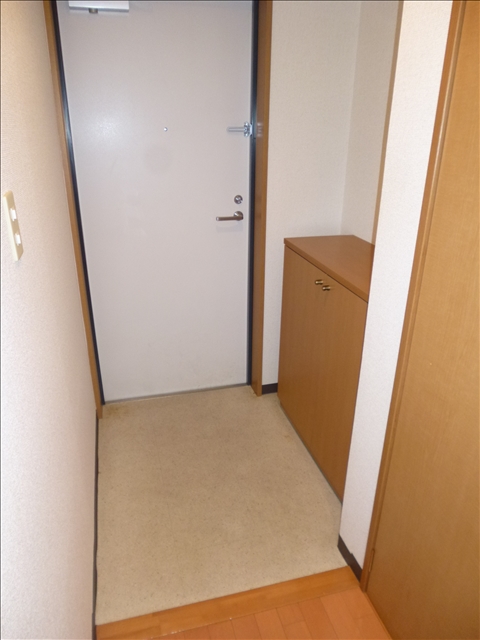 玄関　収納もたくさんある玄関まわりです♪