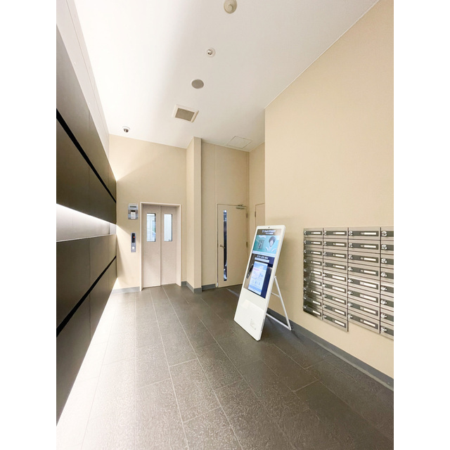 居室・リビング　こちらの居間で趣味の時間をお楽しみください