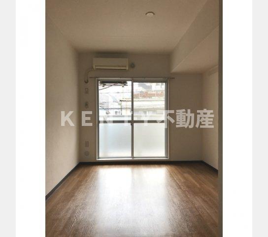 居室・リビング　ゆったりとした居間です