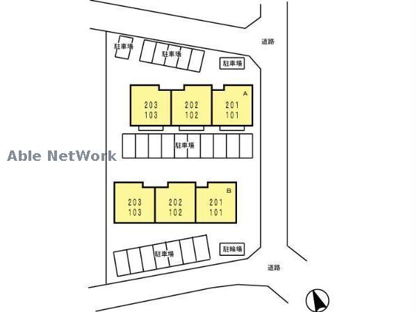 駐車場　駐車場