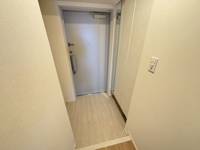 玄関　※別号室参考写真