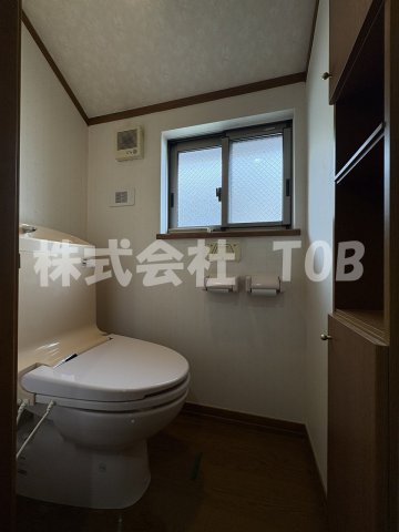 トイレ　2F※クリーニング完了前※