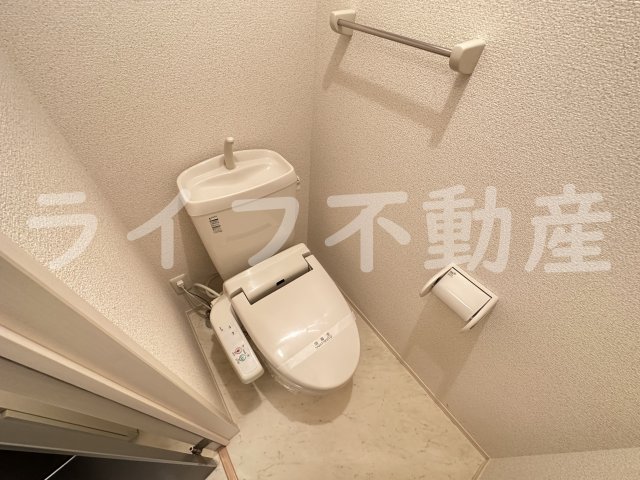 トイレ　清潔感のあるトイレです