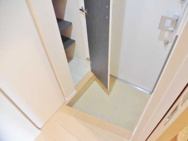 玄関　参考写真