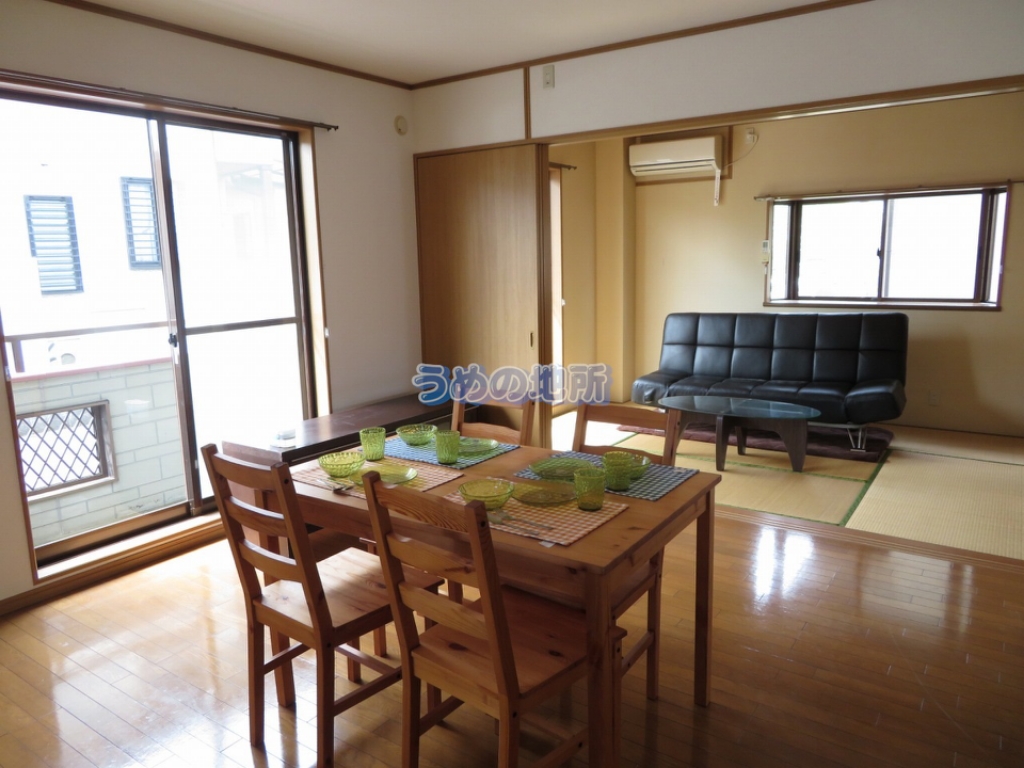 居室・リビング　リビング