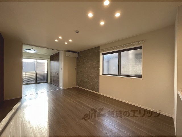 居室・リビング　リビング