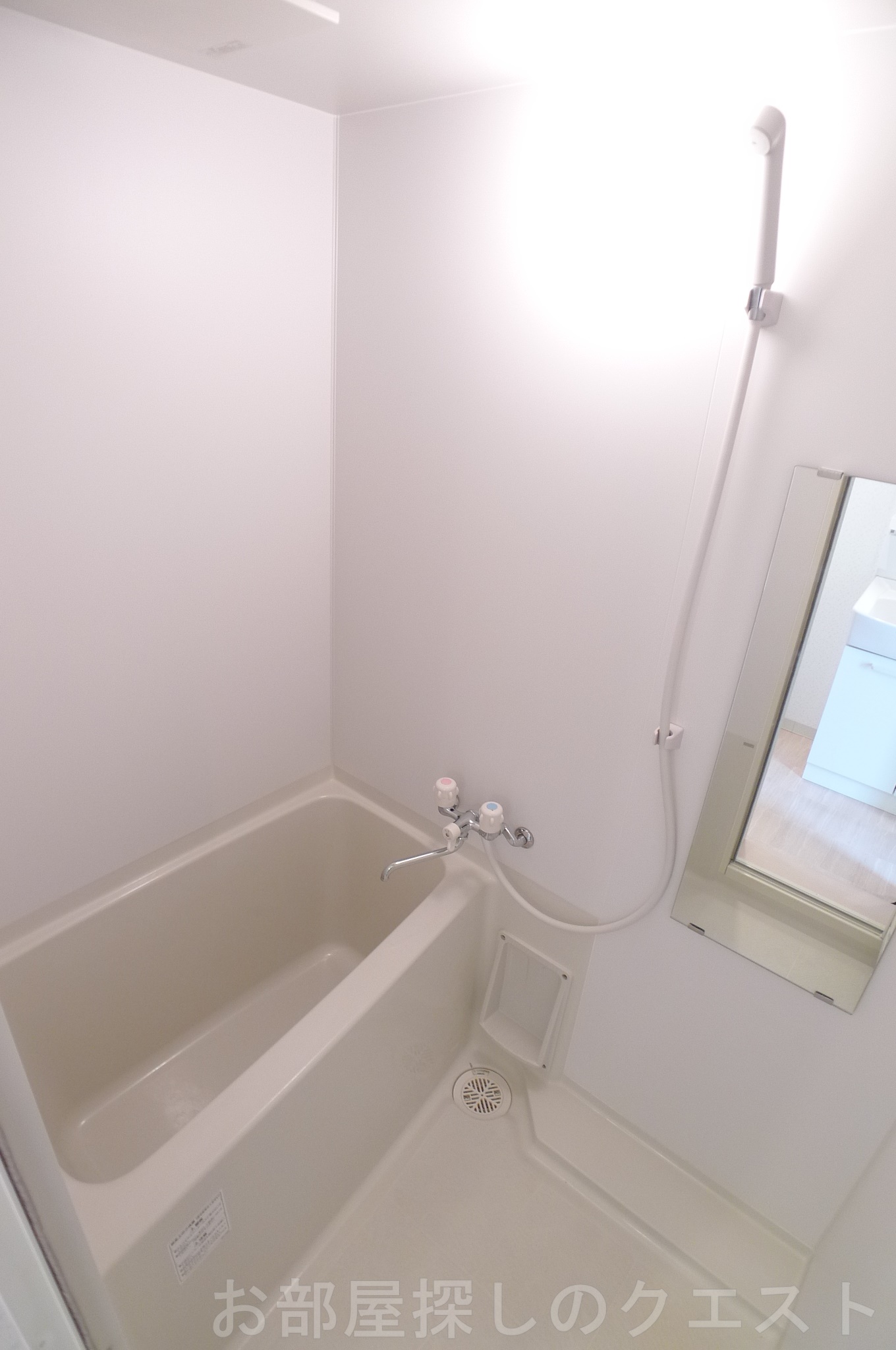 バス・シャワールーム　（写真は同タイプ）