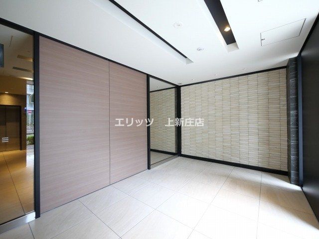 玄関　エントランス