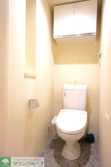 トイレ　※写真は同タイプ住戸です。