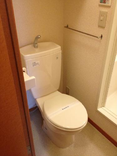 トイレ　バス・トイレ別のセパレートタイプ