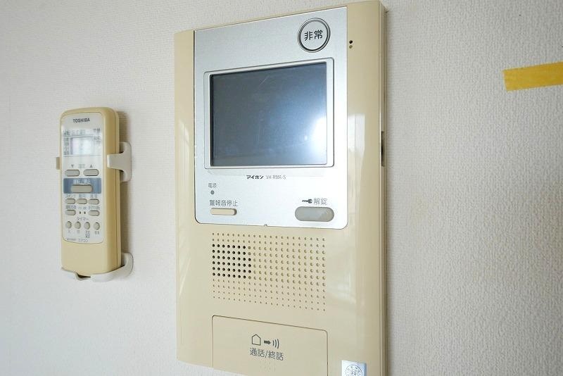 セキュリティ　☆モニター付きインターホン☆