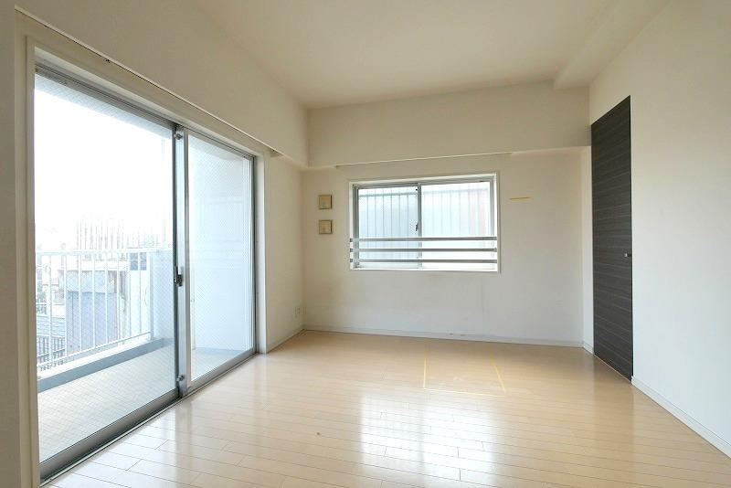 居室・リビング　☆明るい居室☆